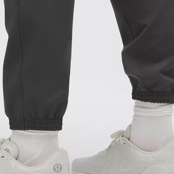 New W/ Tag! Men's Lululemon License To Train Grey Athletic Comfy Joggers - Picture 6 of 7